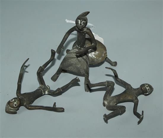 3 small African bronze figures(-)